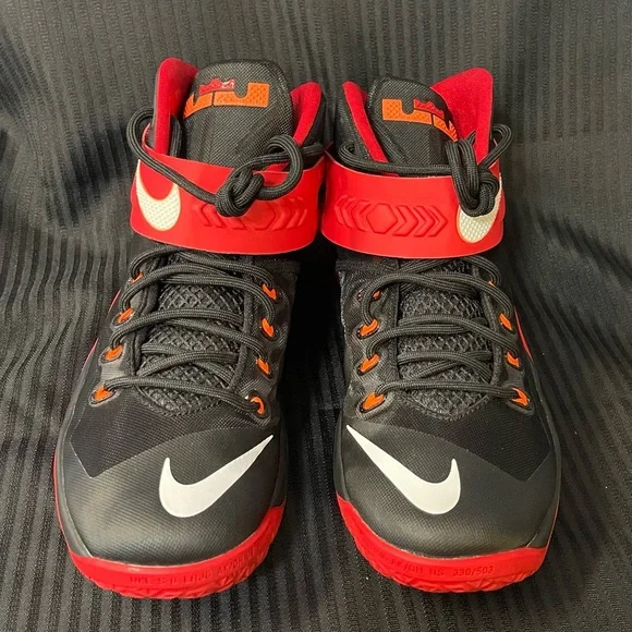 Nike Zoom Soldier VIII. Size 10.5 - Picture 2 of 7